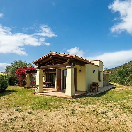 Sintzula - 500m From The Beach