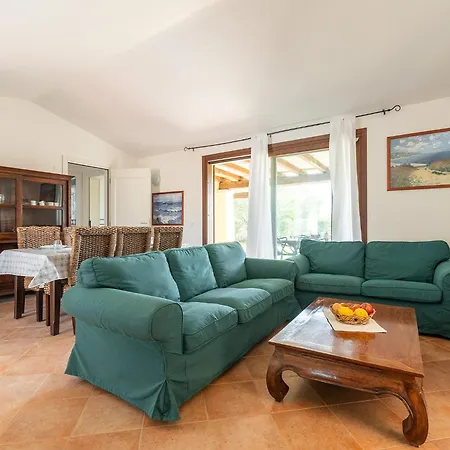 Sintzula - 500m From The Beach *